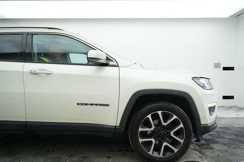 Used Jeep Compass Limited 140 HP (102 kW) 2018 White SUV