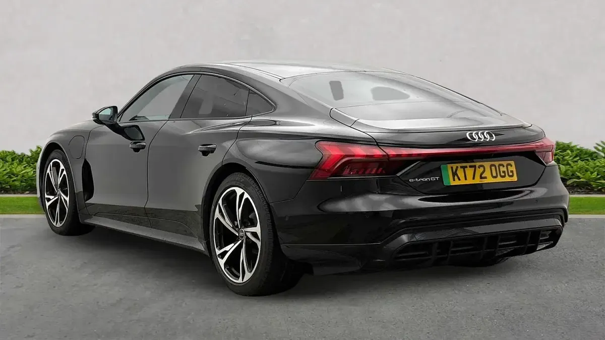 Used Audi e-tron GT quattro Comfort 389 kW (530 HP) 2023 Black Sedan