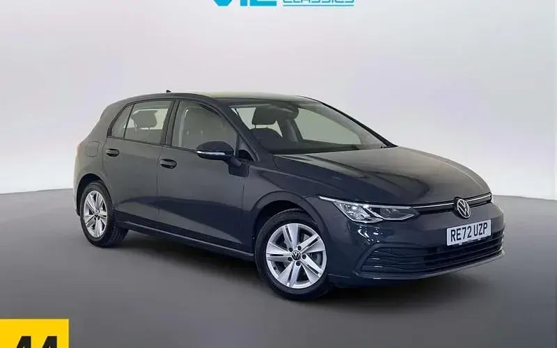 Used VW Golf VIII Life 150 HP (110 kW) 2024 Hatchback
