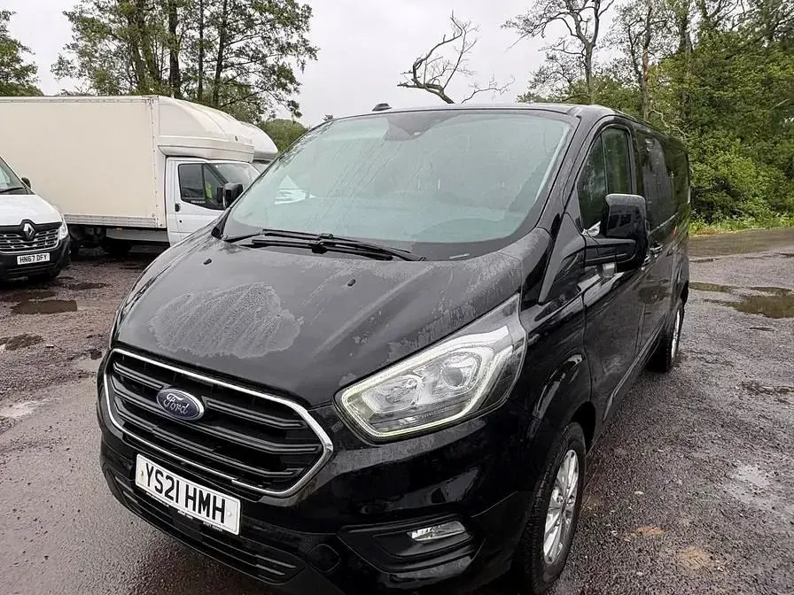 Usado Ford Transit Custom Limited 130 HP (95 kW) 2021 Preto Van