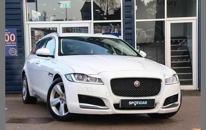 White Used 2018 Jaguar XF Sportbrake Portfolio Estate | £14,630 (Good price) - Image 1/3