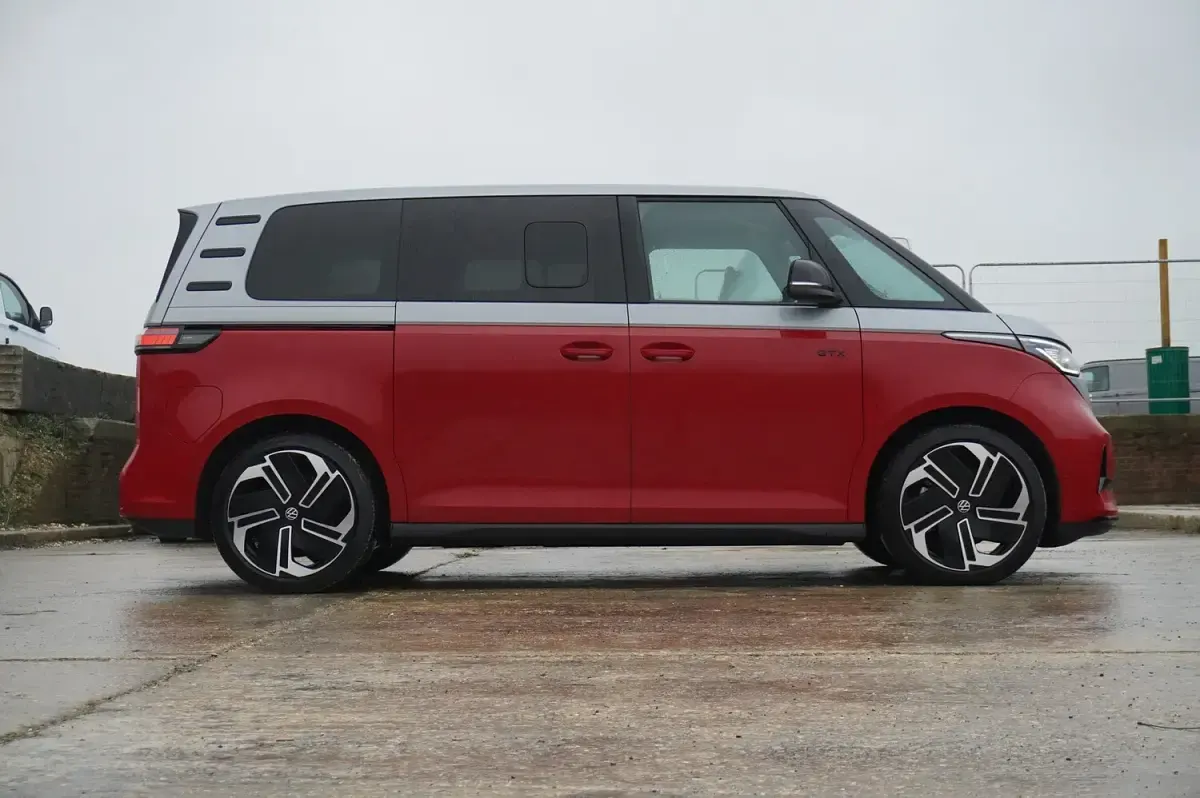 Used VW ID. Buzz GTX 250 kW (340 HP) 2025 Silver MPV