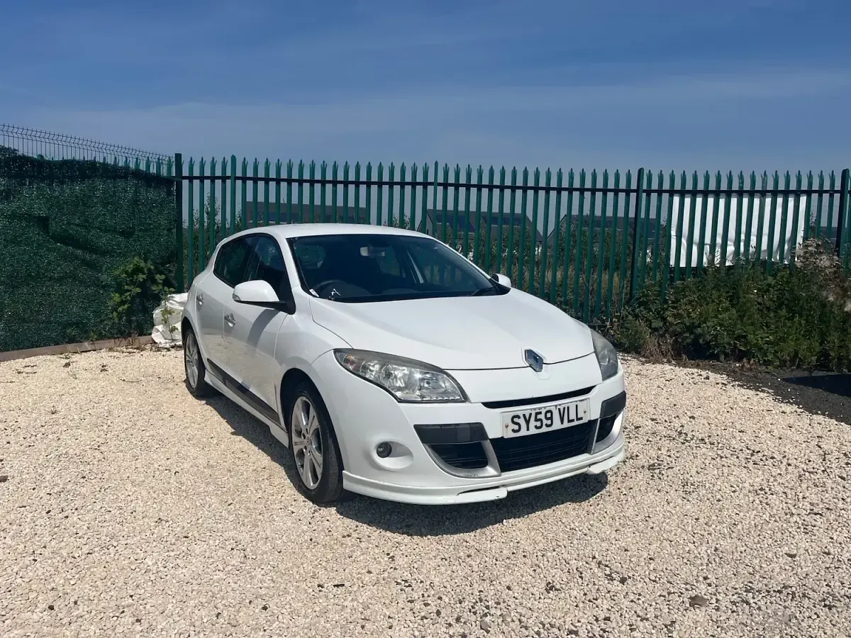 Used Renault Mégane Dynamique 2009 White Hatchback