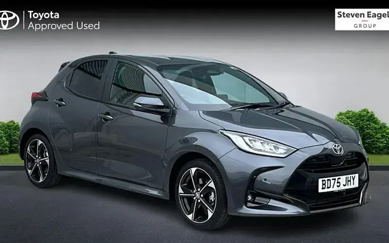 Used Toyota Yaris Hybrid 131 HP (96 kW) 2026 Hatchback