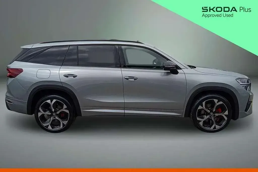 New Skoda Kodiaq vRS 261 HP (191 kW) 2026 Silver SUV