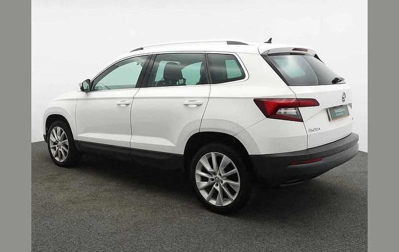 Used Skoda Karoq SE L 115 HP (84 kW) 2018 White SUV