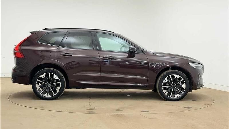 Used Volvo XC60 Ultra 250 HP (183 kW) 2025 Mulberry red SUV