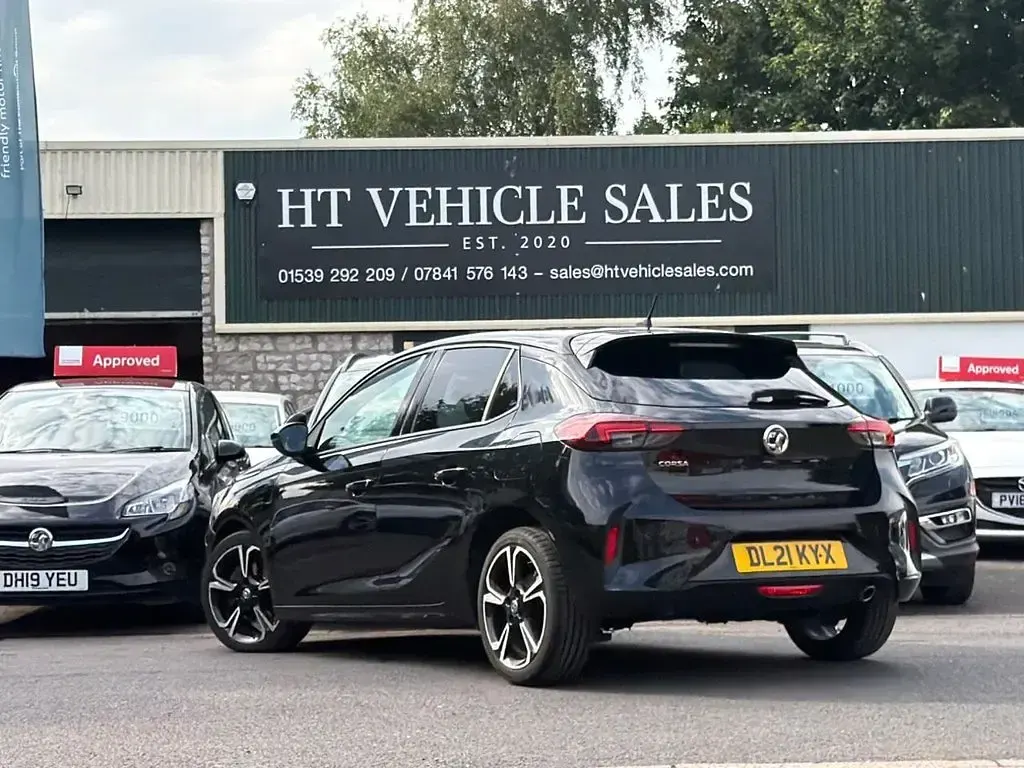 Used Vauxhall Corsa SRi 100 HP (73 kW) 2021 Black Hatchback