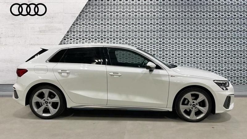 Used Audi A3 S-Line 150 HP (110 kW) 2022 White Sedan