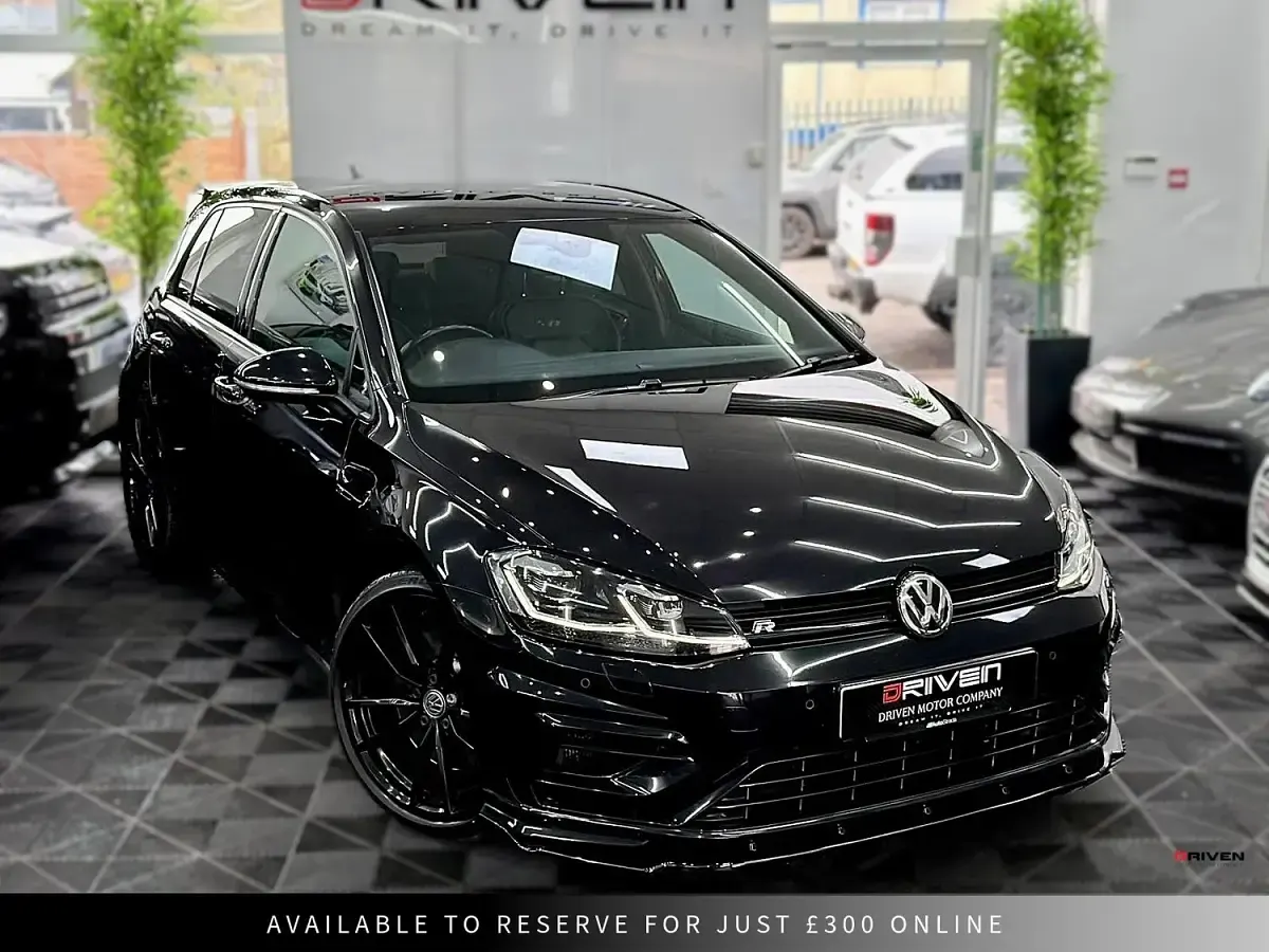 Used VW Golf VII R 300 HP (220 kW) 2019 Black Hatchback