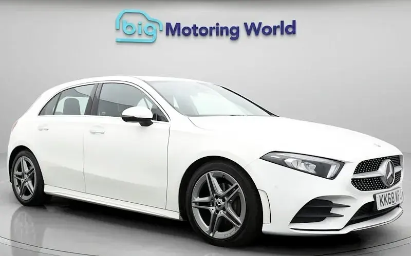 Used Mercedes A180 AMG Line Premium 116 HP (85 kW) 2019 Hatchback