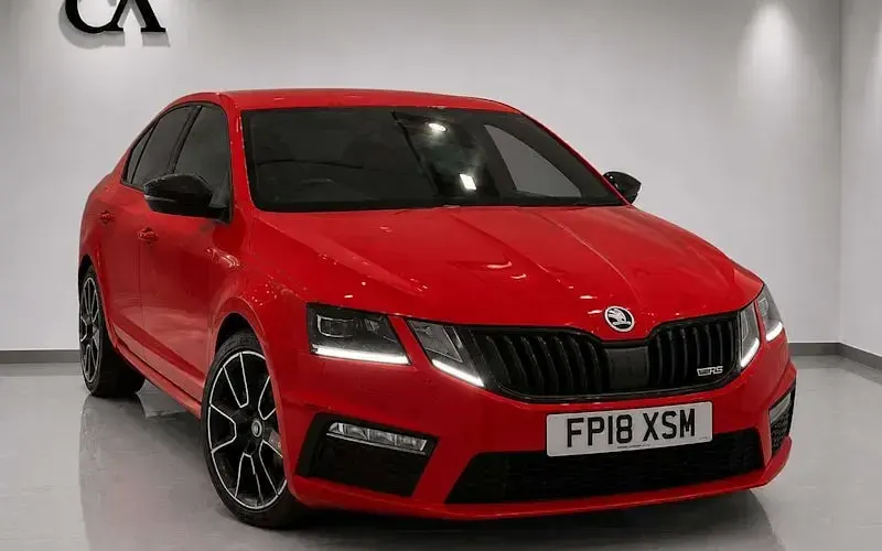 Used Skoda Octavia vRS 230 HP (169 kW) 2018 Hatchback