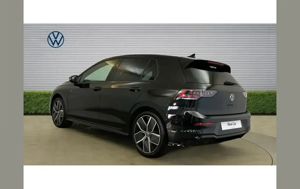 New VW Golf VIII Black Edition 147 HP (108 kW) 2025 Other Hatchback
