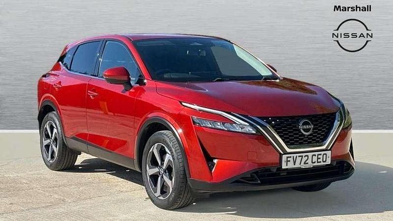Red Used 2022 Nissan Qashqai N-Connecta SUV | £16,108 (Good price) - Image 1/4