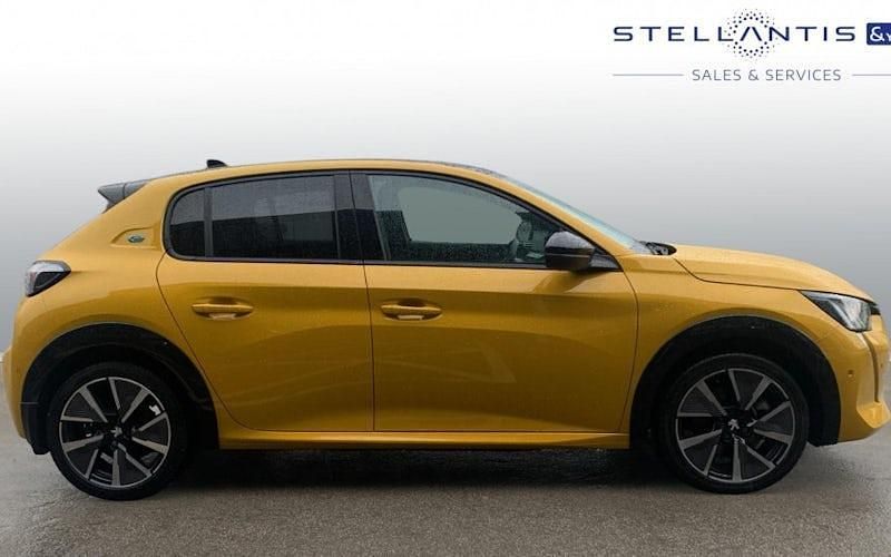 Used Peugeot e-208 GTi 100 kW (136 HP) 2022 Yellow Hatchback