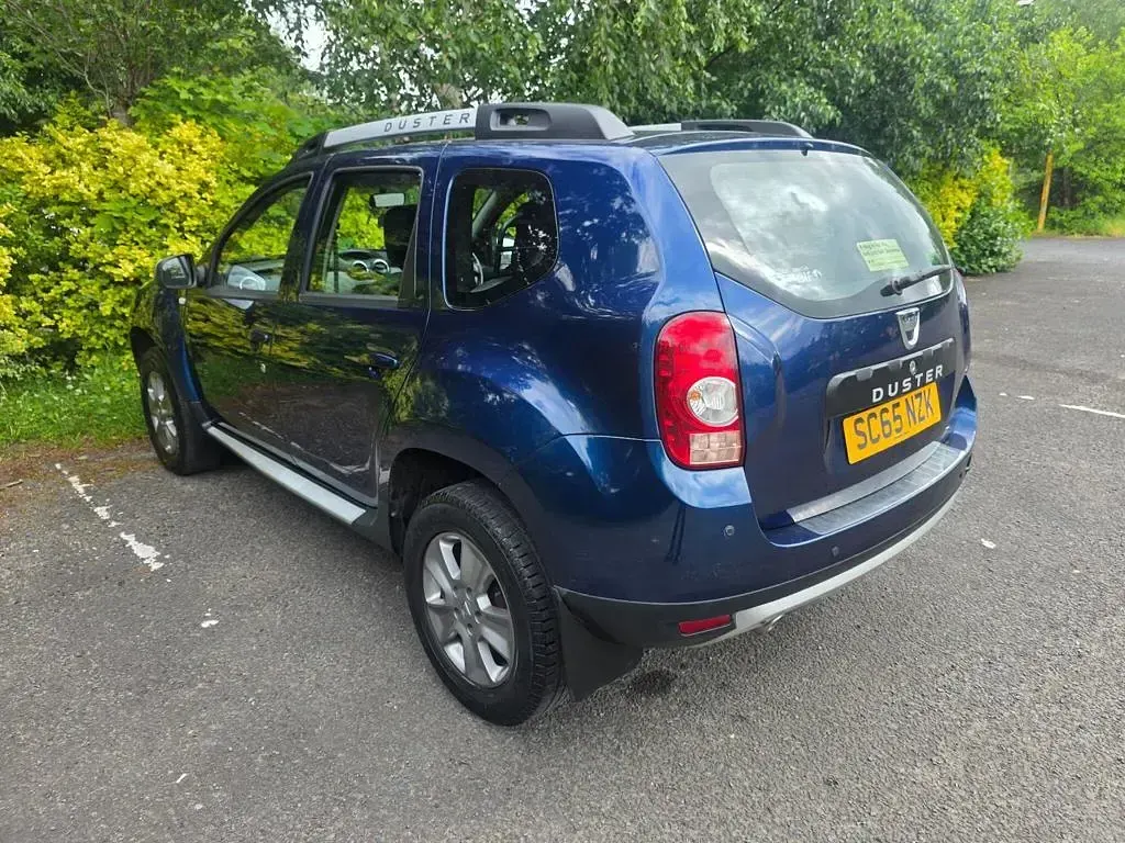 Used Dacia Duster Lauréate 110 HP (80 kW) 2015 Blue SUV