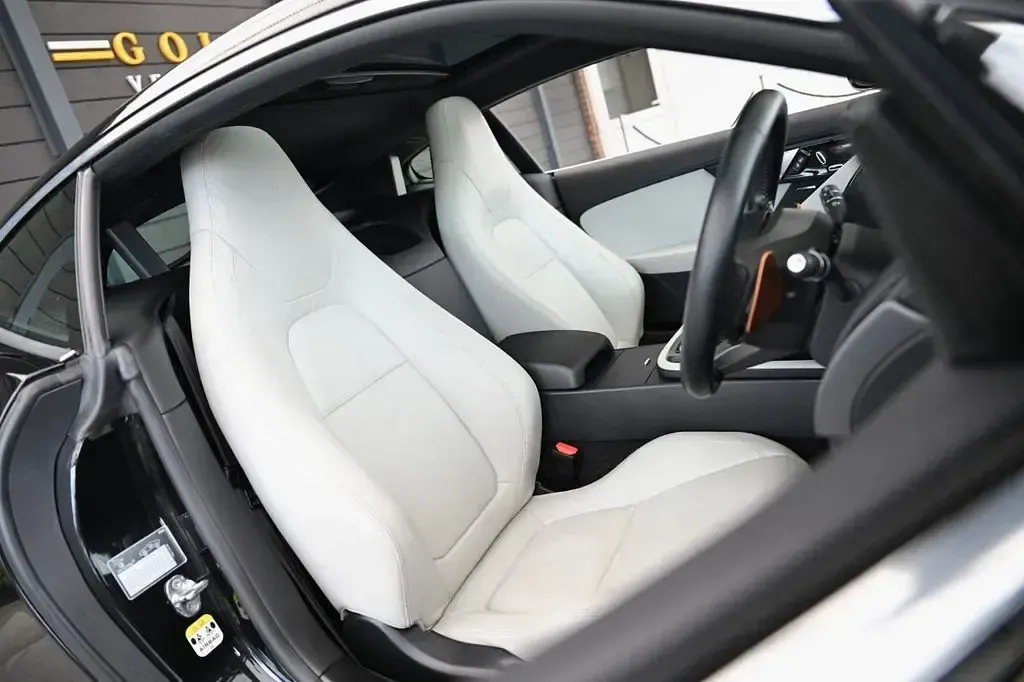 Used Jaguar F-Type Supercharged 380 HP (279 kW) 2015 Black Coupe
