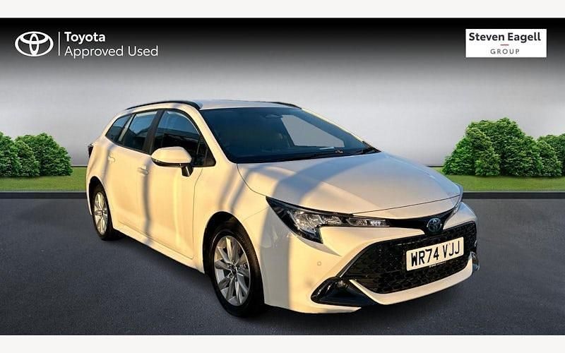 Used 2025 Toyota Corolla Estate | £25,414 - Image 1/4