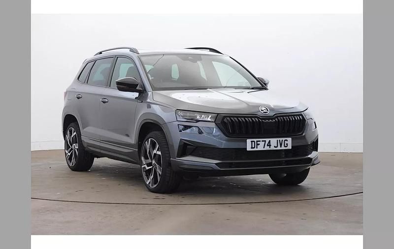 Graphite grey metallic Used 2024 Skoda Karoq SportLine SUV | £27,189 (Fair price) - Image 1/4