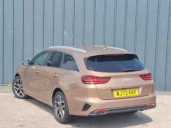 Used Kia Ceed 2022 Bronze Hatchback