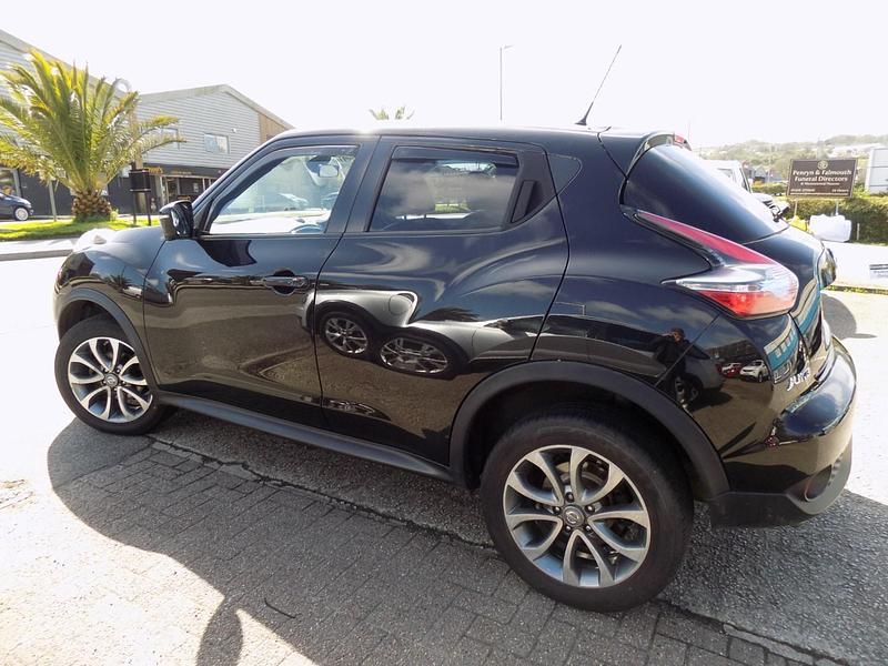 Used Nissan Juke Tekna 110 HP (80 kW) 2014 Black SUV