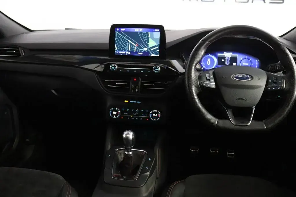 Used Ford Kuga ST-Line X 150 HP (110 kW) 2022 White SUV