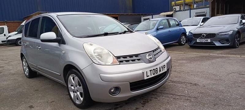 Used Nissan Note Tekna 110 HP (80 kW) 2008 Silver Hatchback