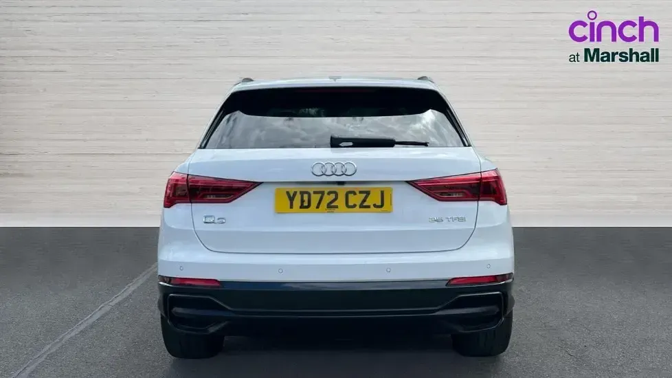 Used Audi Q3 Black Edition 150 HP (110 kW) 2022 White SUV