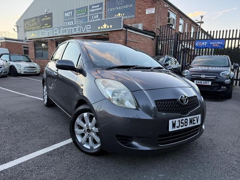 Grey Used 2008 Toyota Yaris Hatchback | £2,495 (Fair price) - Image 1/4