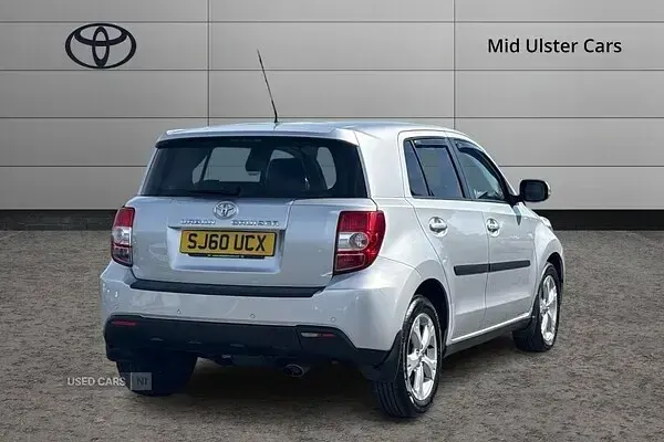 Used Toyota Urban Cruiser 90 HP (66 kW) 2011 Silver Hatchback