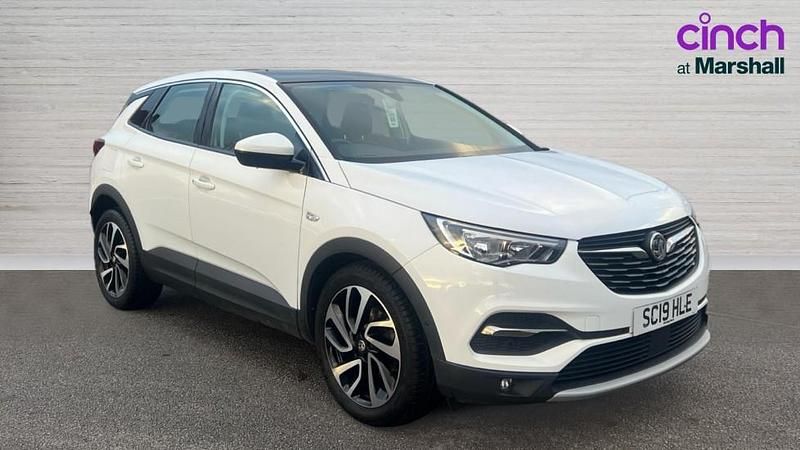 Used Vauxhall Grandland X Elite 130 HP (95 kW) 2019 White SUV