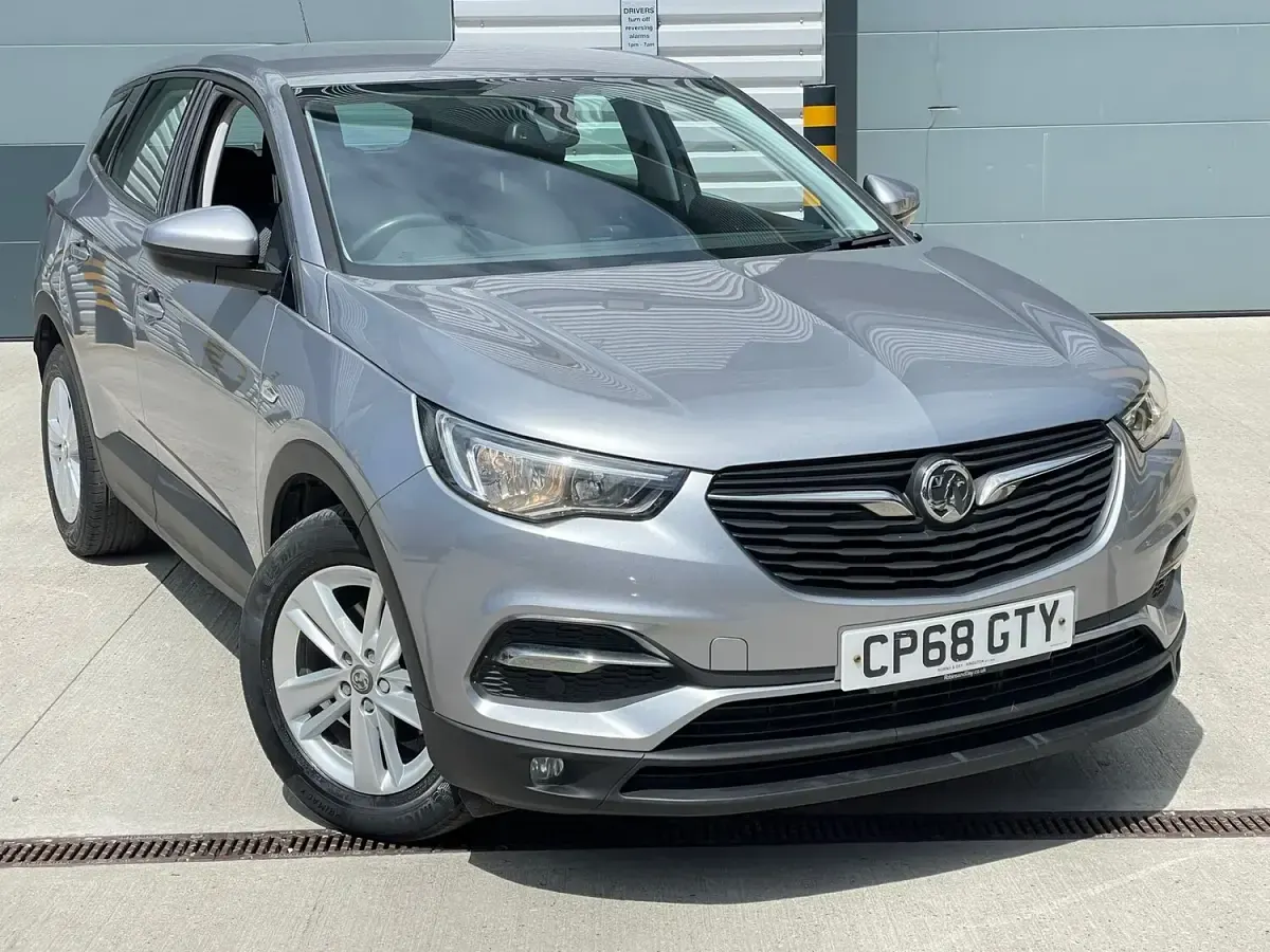 Used Vauxhall Grandland X 2019 Grey SUV