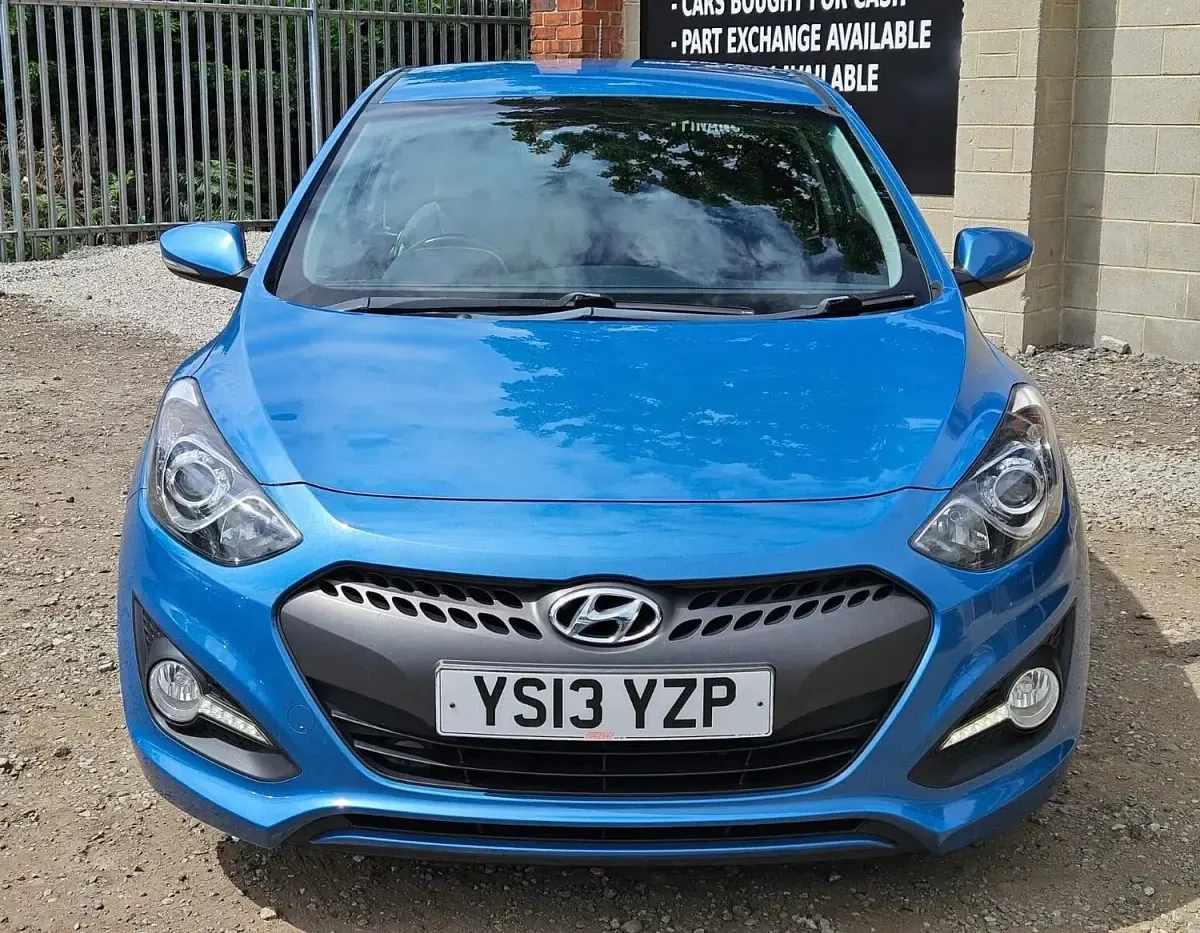 Used Hyundai i30 Sport 128 HP (94 kW) 2013 Blue Hatchback