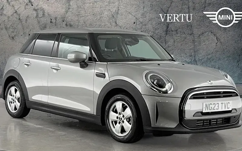 Used Mini Cooper Classic 136 HP (100 kW) 2022 Hatchback