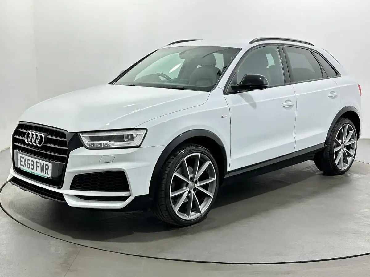 Used Audi Q3 Black Edition 150 HP (110 kW) 2018 White SUV