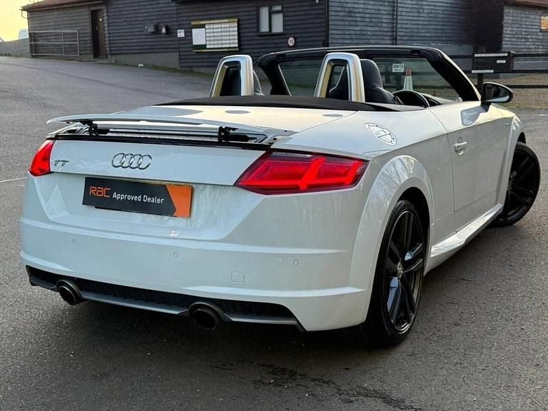 Used Audi TT Roadster S-Line 230 HP (169 kW) 2017 White Cabriolet