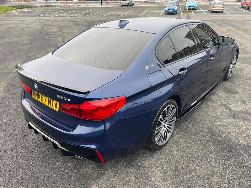 Begagnad BMW 530e M Sport 252 HK (185 kW) 2017 Blå Sedan