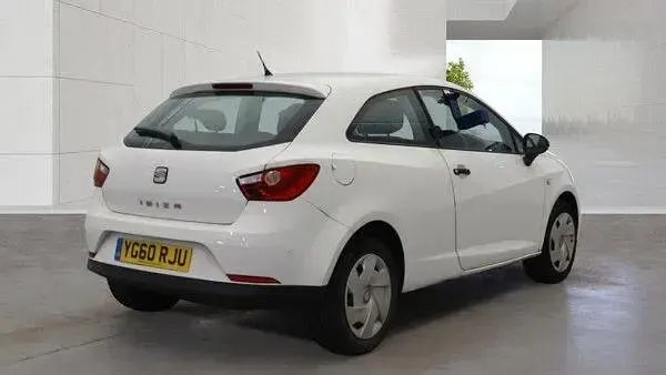 Used Seat Ibiza 2010 White Hatchback