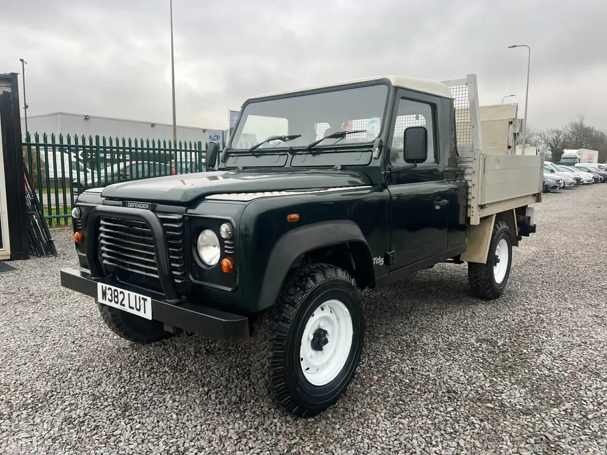 Used Land Rover Defender 2000 Green Pickup