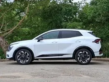 Used Kia Sportage GT-Line 157 HP (115 kW) 2025 White SUV