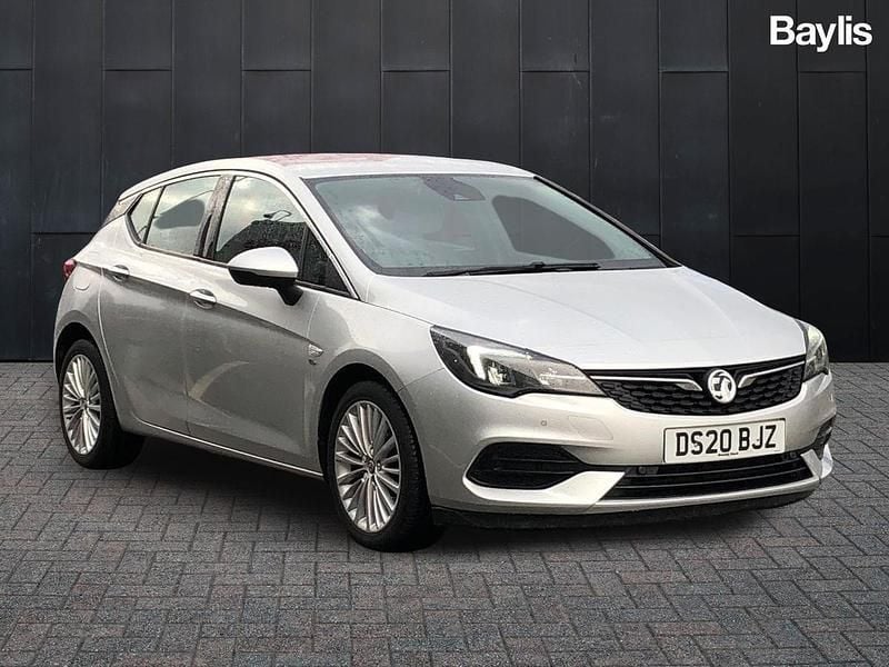 Silver Used 2020 Vauxhall Astra Elite Hatchback | £10,995 (Fair price) - Image 1/3