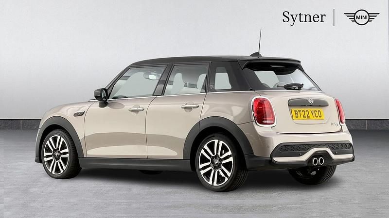 Gebraucht Mini Cooper S Exclusive 176 PS (129 kW) 2022 Grau Kleinwagen