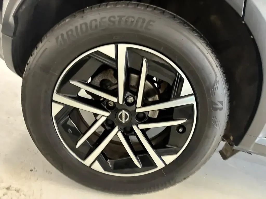 Used Nissan Juke N-Connecta 114 HP (83 kW) 2025 Black SUV