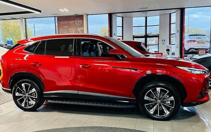New 2025 MG HS Trophy SUV | £27,495 (Fair price) - Image 1/4