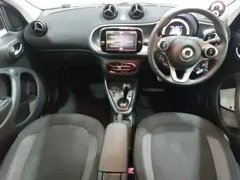 Used Smart ForFour Electric Drive Premium 60 kW (82 HP) 2022 White Hatchback
