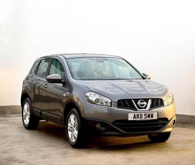 Used Nissan Qashqai Acenta 141 HP (103 kW) 2011 Grey SUV