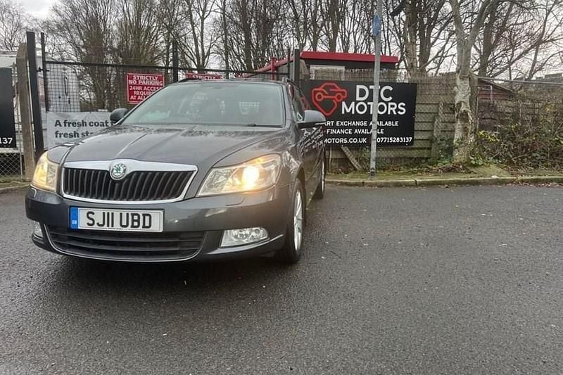 Black Used 2011 VW Beetle Hatchback | £3,995 (A bit pricey) - Image 1/1