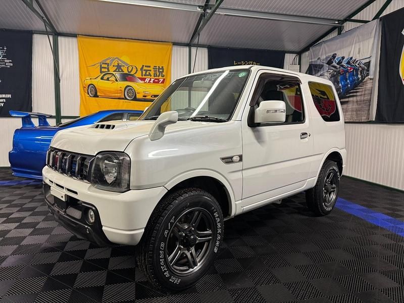 Used Suzuki Jimny 2015 White SUV