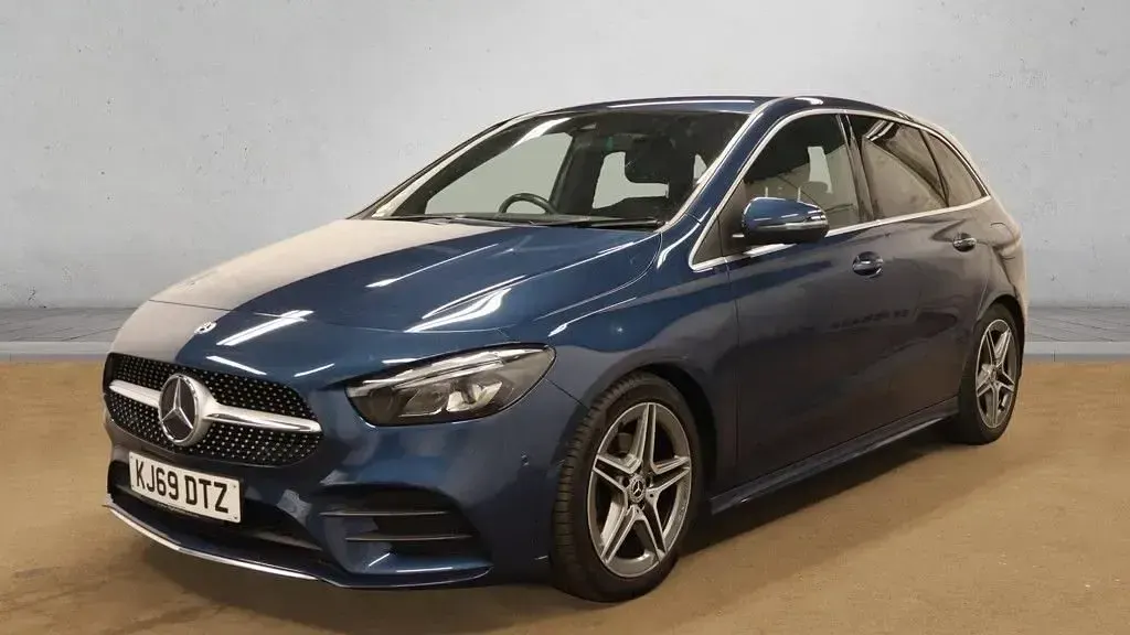 Used Mercedes B200 Executive 150 HP (110 kW) 2020 Blue Hatchback