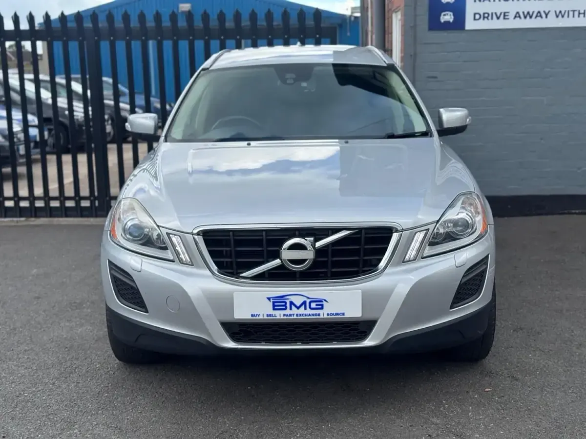 Used Volvo XC60 SE Lux 2013 Silver SUV